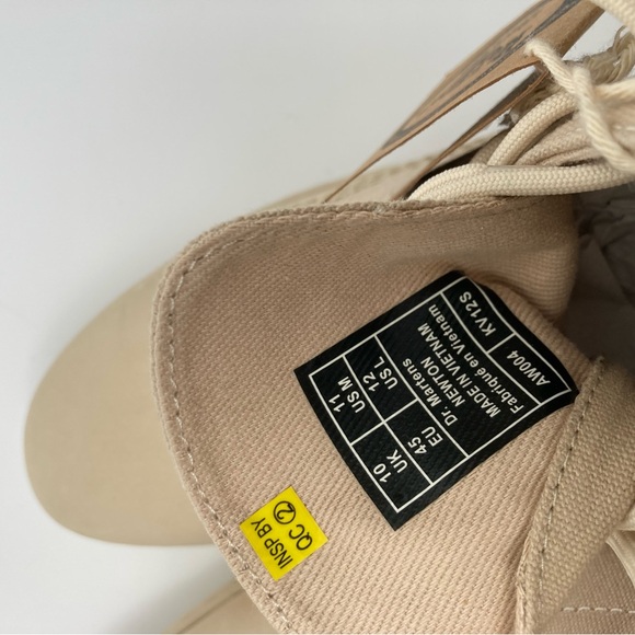 Dr. Martens Beige Leather Boots - Picture 6 of 10